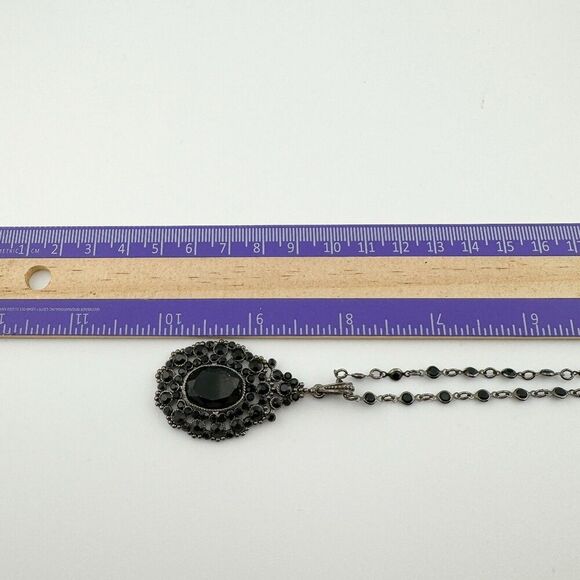 Vintage Monet Necklace Black Pendant Silver Tone Chain Goth Emo Regency Coquette - Picture 9 of 9